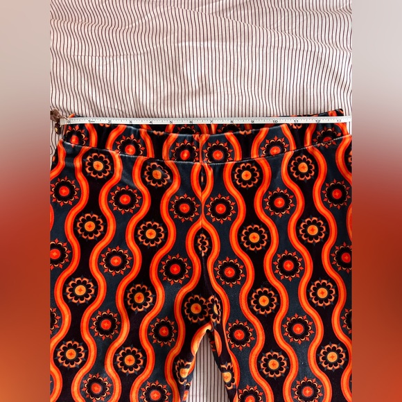 NWT Free People - Flare Street x
Barbara Hulanicki Velvet Ophir Pants Size M - Picture 7 of 11